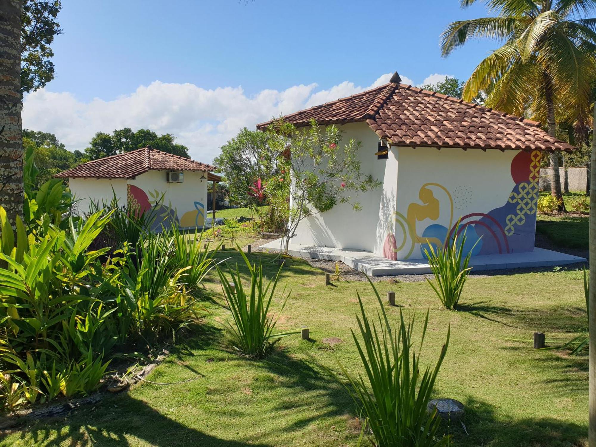 Canto Do Mar - Chales Com Vista Pro Mar - Кумурушатиба Экстерьер фото